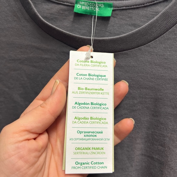 Benetton Long-sleeve T-Shirt - Picture 3 of 4